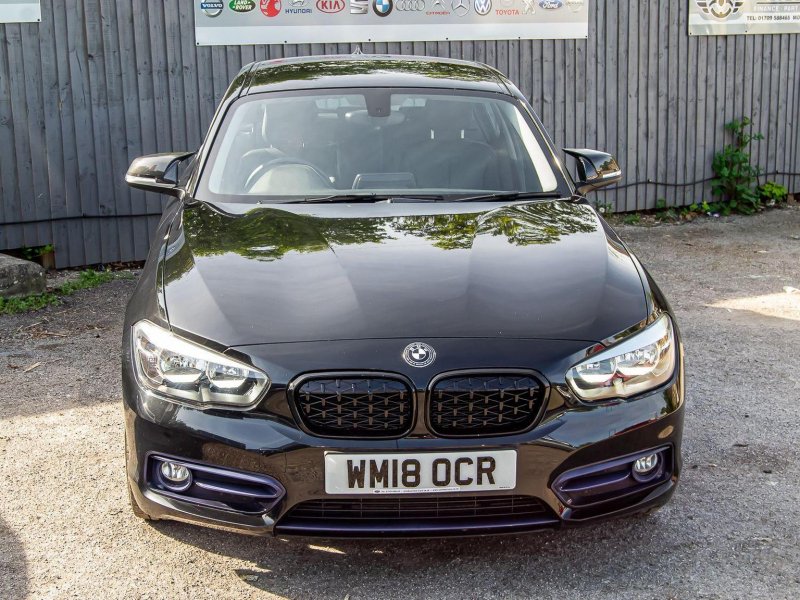 BMW 1 SERIES
